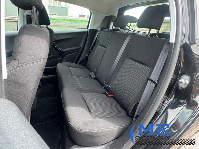 Foto 8 van Peugeot 208 - 1.2 PureTech Blue Lion|Airco|5drs|navi