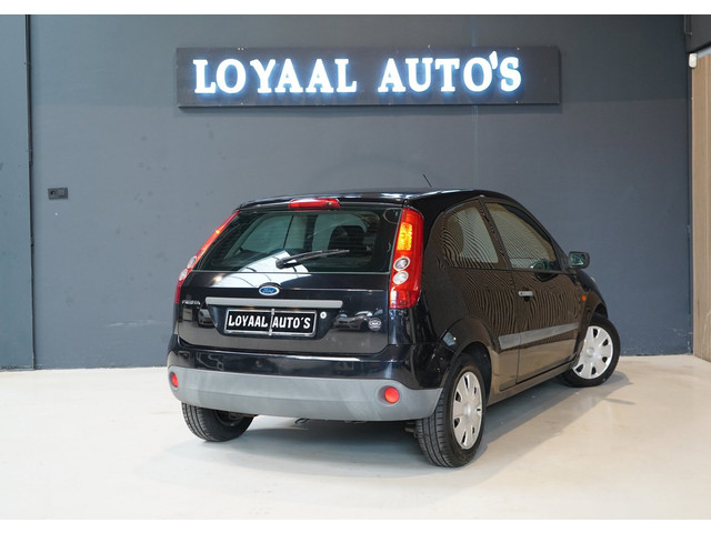 Foto 10 van Ford Fiesta 1.3-8V Cool & Sound | NAP | AIRCO | APK