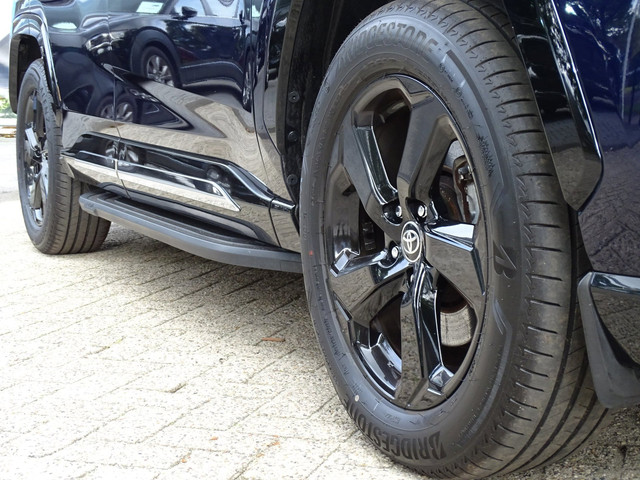 Foto 9 van Toyota RAV4 2.5 Hybrid AWD Bi-Tone|Trekhaak|Camera|JBL|1650KG Trekken