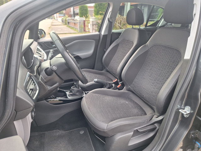 Foto 2 van Opel Corsa 1.0 Turbo Innovation CLIMA/STOELVERW/NAVI/CAMERA/PDC V+A