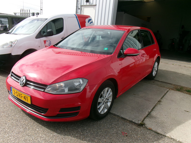 Foto 7 van Volkswagen Golf 1.2 TSI Trendline (bj 2013)