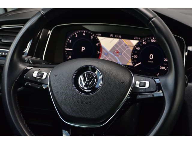 Foto 7 van Volkswagen Golf 1.5 TSI DSG Automaat Join Digitale Cockpit, Keyless, Camera, Navi, Stoelverwarming