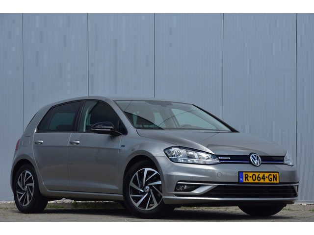 Foto 10 van Volkswagen Golf 1.5 TSI DSG Automaat Join Digitale Cockpit, Keyless, Camera, Navi, Stoelverwarming