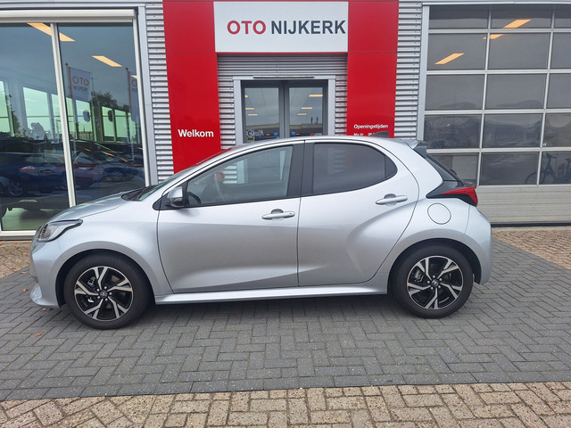 Foto 7 van Toyota Yaris 1.5 Hybrid 115 Dynamic met Comfort Pack