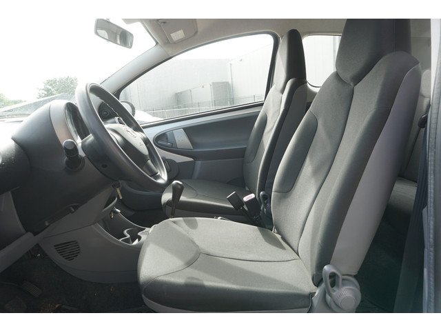 Foto 7 van Toyota Aygo 1.0-12V | AIRCO | APK 12-08-2027 | NL AUTO N.A.P. |