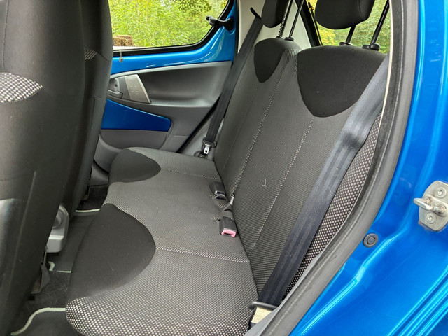 Foto 2 van Toyota Aygo 1.0-12V | 5 deurs + Airco nu €3.450,-!!