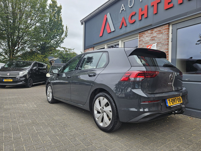 Foto 2 van Volkswagen Golf 1.0 TSI Life Business Lesauto! Trekhaak! Nette Staat! Carplay! Navigatie! LED!