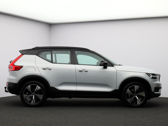 Foto 4 van Volvo XC40 T4 Recharge R-Design / Trekhaak / Adaptive Cruise / Stoel+Stuurverwarming / Keyless / Car