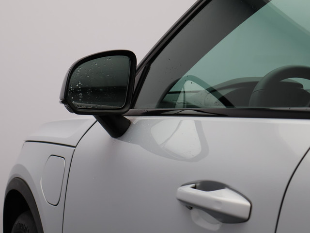 Foto 5 van Volvo XC40 T4 Recharge R-Design / Trekhaak / Adaptive Cruise / Stoel+Stuurverwarming / Keyless / Car