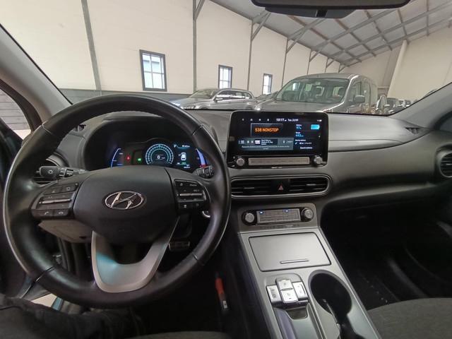 Foto 7 van Hyundai Kona EV Comfort 64 kWh Navigatie / Airco automatisch |SOH 98.7% | 3 fase | Parkeersensoren