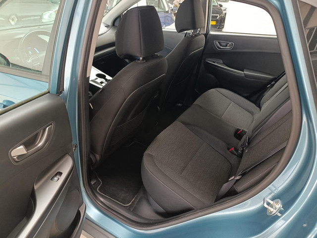 Foto 6 van Hyundai Kona EV Comfort 64 kWh Navigatie / Airco automatisch |SOH 98.7% | 3 fase | Parkeersensoren