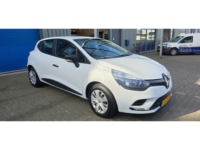 Foto 5 van Renault Clio 0.9 TCe Life 90PK Airco Cruise Bleutooth NAP Elec pakket