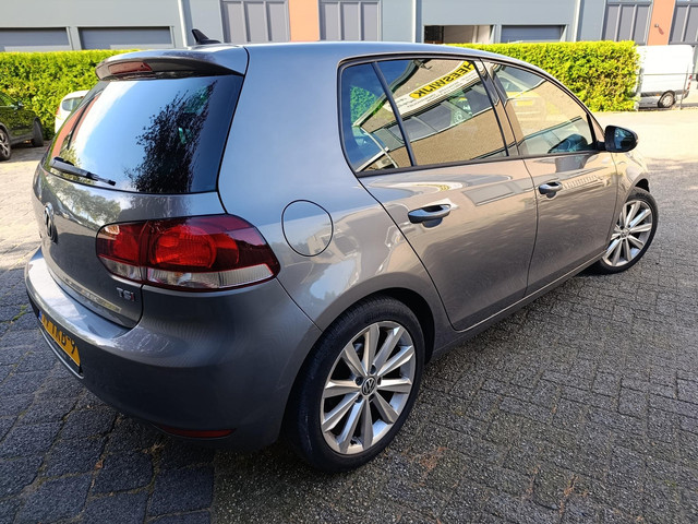 Foto 4 van Volkswagen Golf 1.4 TSI Highline DSG | Lmv | Navigatie |