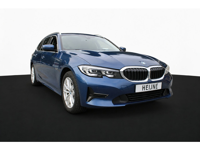 Foto 9 van BMW 3 Serie Touring 320e HYBRID AUT. BUSINESS SPORT LEDER/CAMERA/CARPLAY