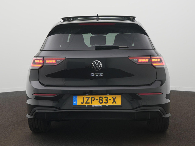 Foto 7 van Volkswagen Golf GTE 1.5 eHybrid 200 kW / 272 PK Hatchback 6 versn. 272PK | Panodak | Camera | ACC |