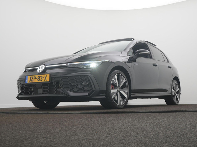 Foto 10 van Volkswagen Golf GTE 1.5 eHybrid 200 kW / 272 PK Hatchback 6 versn. 272PK | Panodak | Camera | ACC |