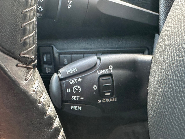 Foto 2 van Peugeot 308 1.2 VTi Access / Navi / PDC / Clima / Cruise