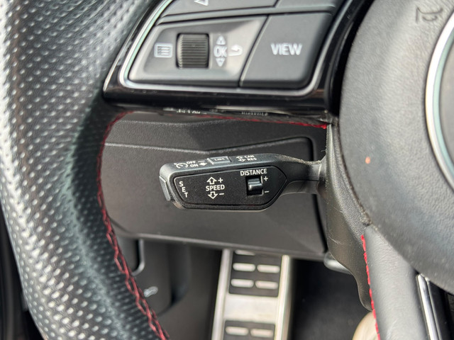 Foto 10 van Audi A3 Sportback 45 TFSI e S edition Competition | ACC | B&O | HUD