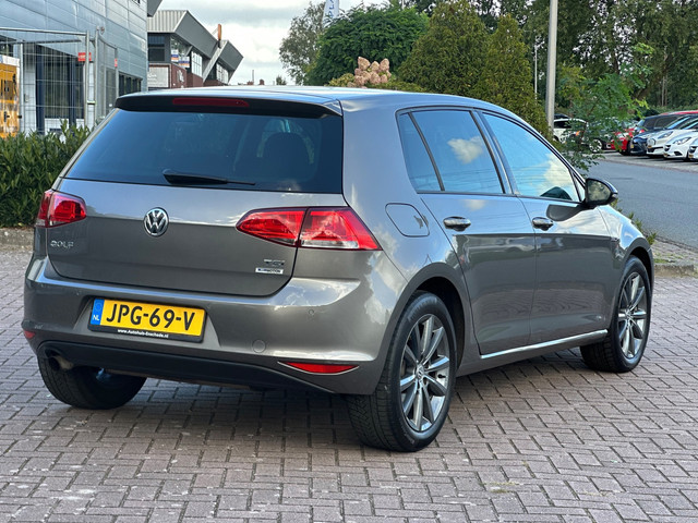 Foto 3 van Volkswagen GOLF 1.2 TSI Business Edition Connected
