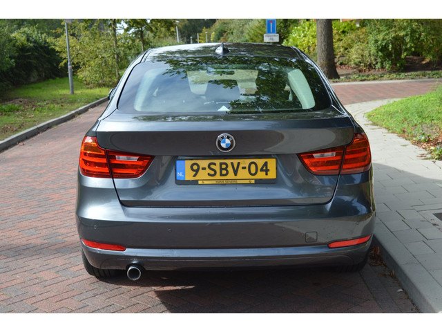 Foto 6 van BMW 3-serie Gran Turismo 318d Exe ORG NL/NAP/dealer onderhouden / EXPORT