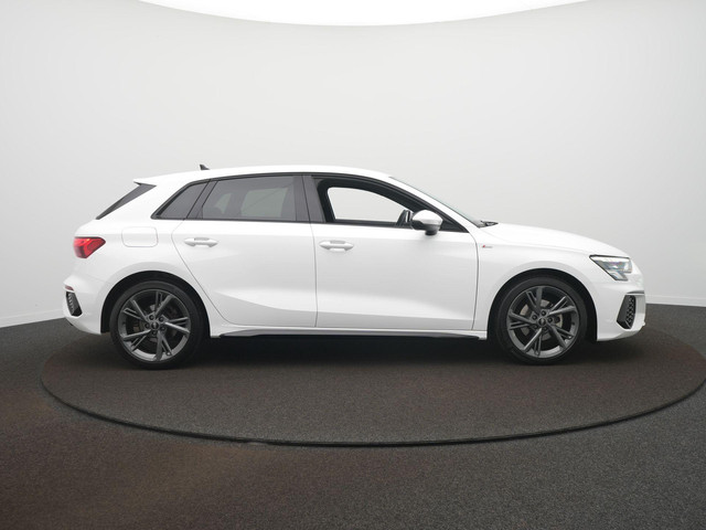 Foto 8 van Audi A3 Sportback 30 TFSI S edition S-Line | Navi | Climate | LED
