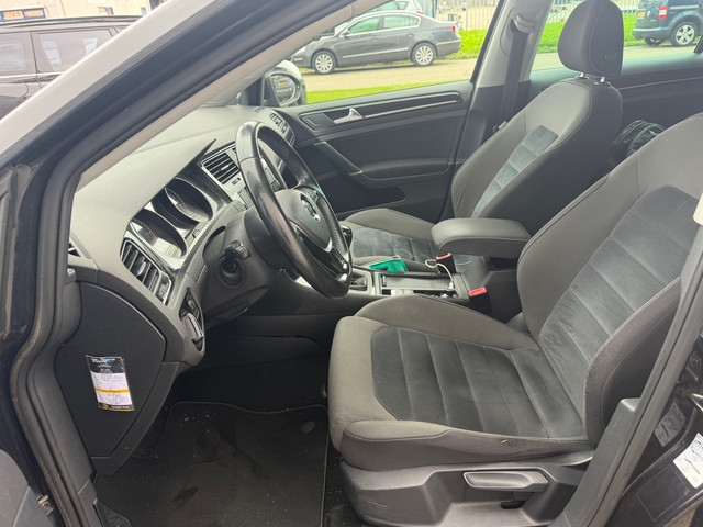 Foto 2 van Volkswagen Golf 1.6 TDI Highline *NIEUWSTAAT*