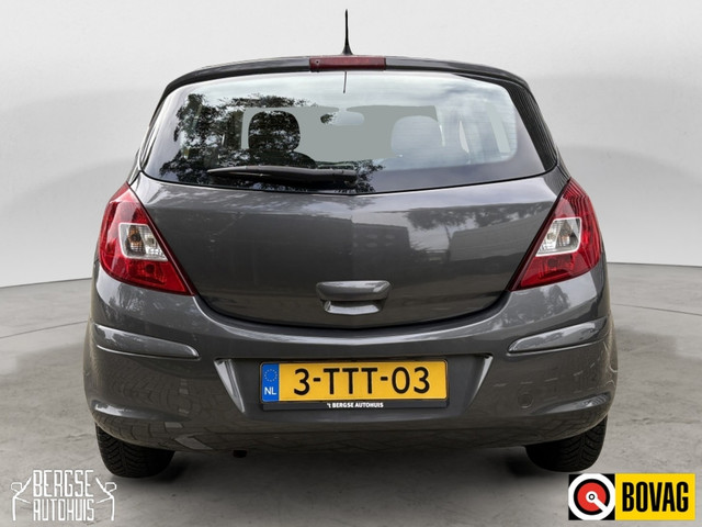 Foto 7 van Opel Corsa 1.2 16V Cosmo Airco Elek. Ramen Facelift
