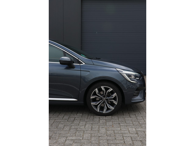 Foto 6 van Renault Clio 1.3 TCe Intens Bose audio | stuurverwarming | CC | Dealer onderhouden