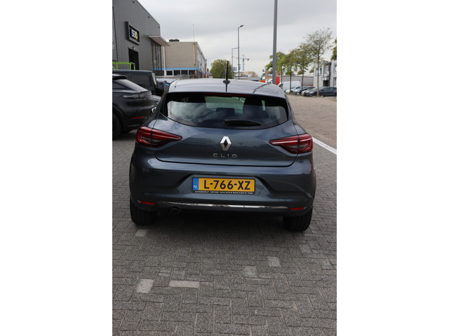 Foto 2 van Renault Clio 1.3 TCe Intens Bose audio | stuurverwarming | CC | Dealer onderhouden