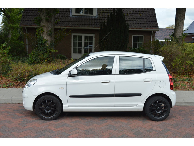 Foto 10 van Kia Picanto 1.0 Seven Org NL/NAP/nw distributie + koppeling