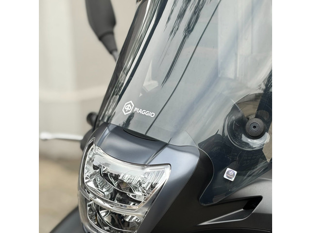 Foto 5 van Piaggio Scooter 400 Beverly S HPE