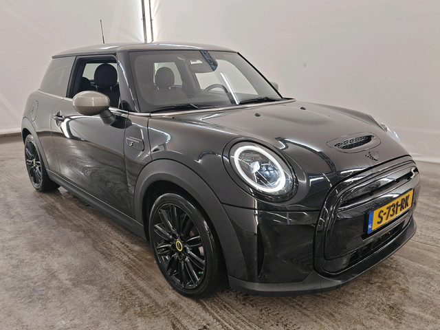 Foto 5 van Mini Electric Cooper 33 kWh 184pk Yours | SOH 98% | Leder | CarPlay | Navi | Stoelverwarming | Getin