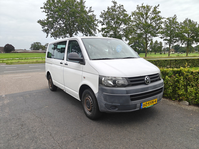 Foto 5 van Volkswagen Transporter Kombi 9 prs 2.0 TDI L1H1 Trendline AIRCO BJ 2010