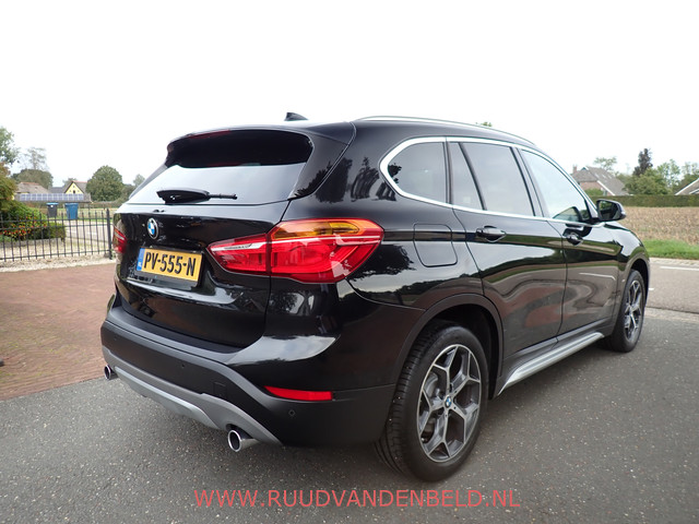 Foto 9 van BMW X1 xDrive20i PANODAK / HEAD-UP / SPORTLEER / BLUETOOTH