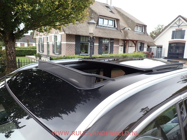 Foto 4 van BMW X1 xDrive20i PANODAK / HEAD-UP / SPORTLEER / BLUETOOTH