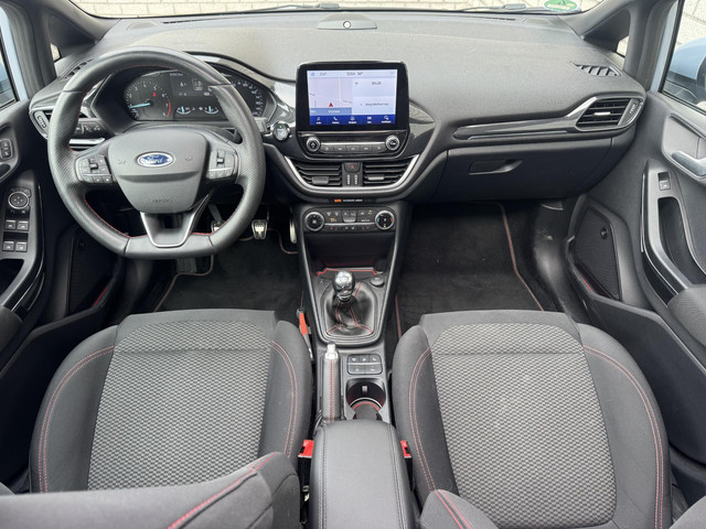 Foto 4 van Ford Fiesta 1.0 EcoBoost Hybrid ST-Line | B&O Audio | Panoramadak | Stoelverwarming | Camera |