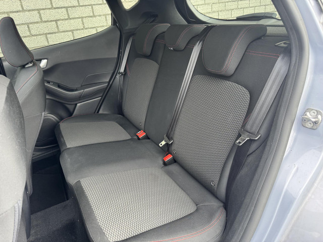 Foto 9 van Ford Fiesta 1.0 EcoBoost Hybrid ST-Line | B&O Audio | Panoramadak | Stoelverwarming | Camera |