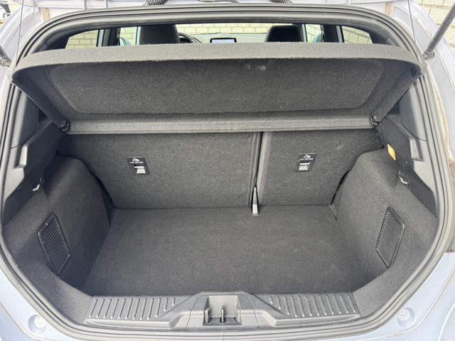 Foto 10 van Ford Fiesta 1.0 EcoBoost Hybrid ST-Line | B&O Audio | Panoramadak | Stoelverwarming | Camera |