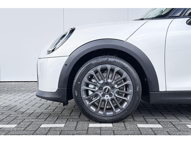 Foto 4 van MINI 5-deurs Cooper C Classic Pakket M