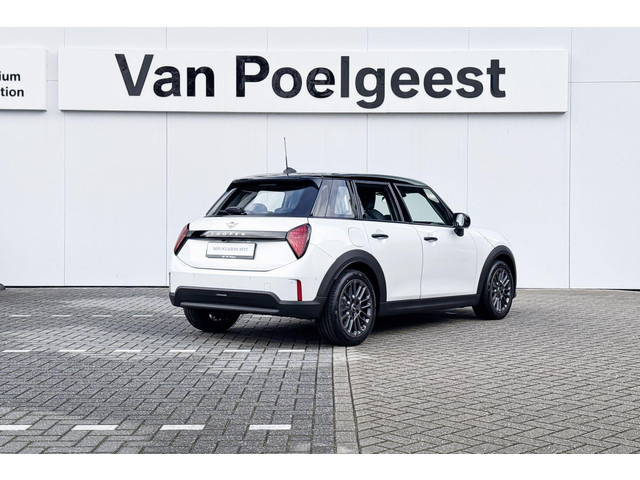 Foto 5 van MINI 5-deurs Cooper C Classic Pakket M