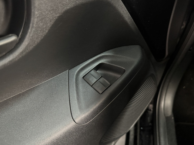 Foto 10 van Toyota Aygo 1.0 VVT-i x-play | Achteruitrijcamera | Airco | Lage km stand |