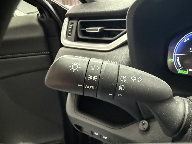 Foto 8 van Toyota RAV4 2.5 Hybrid Dynamic Style pakket, Lederen stoelen en elektrisch verstelbare stoele, stuur