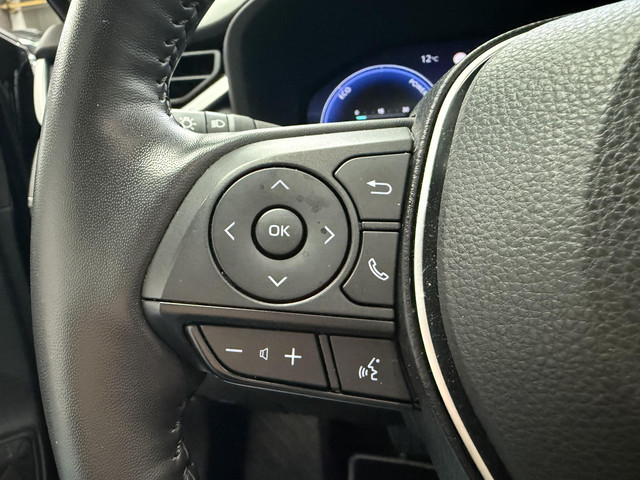 Foto 10 van Toyota RAV4 2.5 Hybrid Dynamic Style pakket, Lederen stoelen en elektrisch verstelbare stoele, stuur