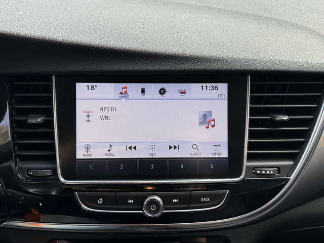 Foto 3 van Opel Mokka X 1.4 Turbo 140PK Business+ StoelStuurverwarming Climate Control Carplay