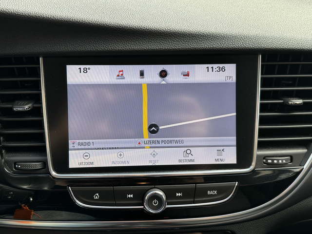 Foto 2 van Opel Mokka X 1.4 Turbo 140PK Business+ StoelStuurverwarming Climate Control Carplay