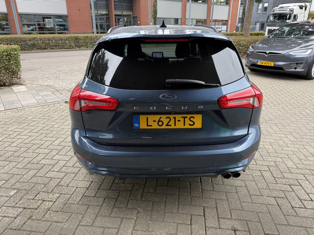Foto 4 van Ford FOCUS Wagon 1.0 EcoBoost ST Line X Business Camera el.klep Navi