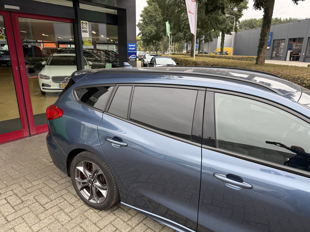 Foto 8 van Ford FOCUS Wagon 1.0 EcoBoost ST Line X Business Camera el.klep Navi