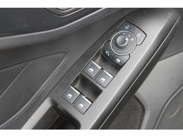 Foto 4 van Ford FOCUS Wagon 1.0 EcoBoost Hybrid ST Line (bj 2024)