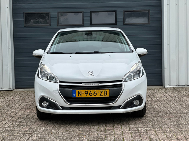 Foto 7 van Peugeot 208 1.2 PureTech Active AIRCO / APK / PDC / CRUISE