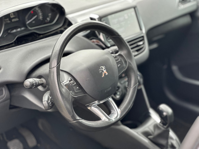 Foto 6 van Peugeot 208 1.2 PureTech Active AIRCO / APK / PDC / CRUISE